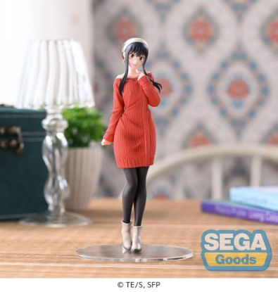 Imagen de Spy x Family Sega Figures Premium Plain Clothes Yor Forger