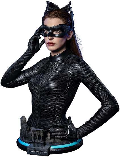 Imagen de  The Dark Knight Rises Selina Kyle Life-Size Limited Edition Bust
