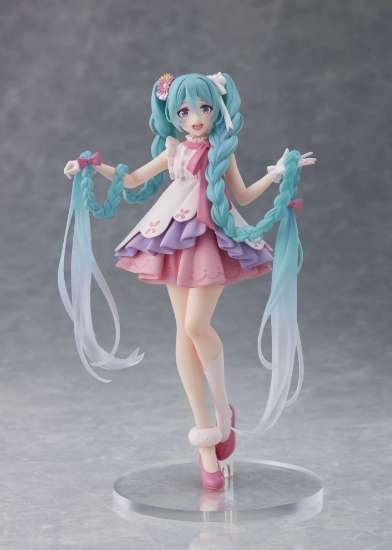 Imagen de **PREVENTA** Vocaloid Hatsune Miku (Rapunzel) Wonderland Figure