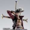 Imagen de **PREVENTA**S.H. Figuarts One Piece: Dracule Mihawk -Hawk Eye- Tamashii Exclusive
